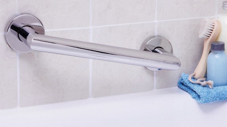 steun aan de muur douche